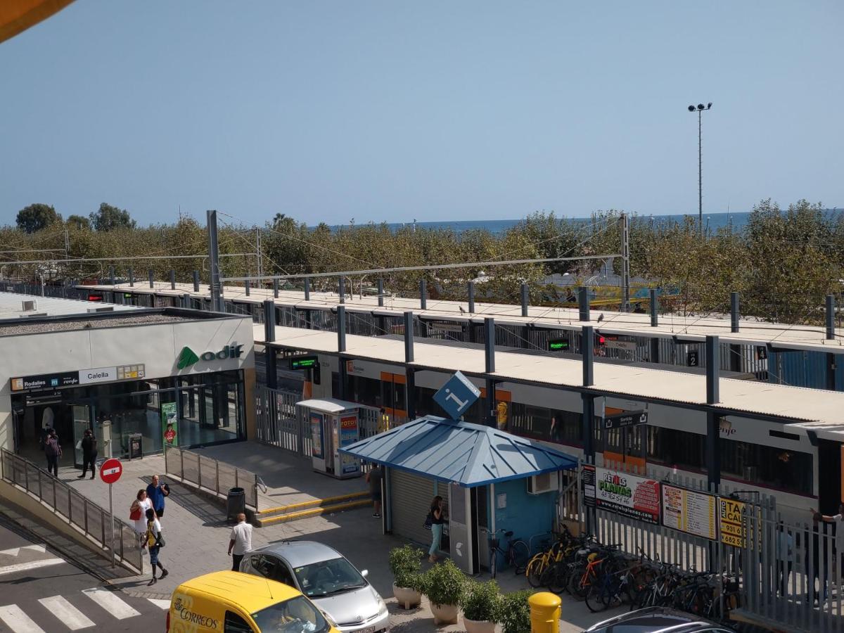 Luxury Apartment Accommodation, Next To Beach & Train Station Calella Exterior foto